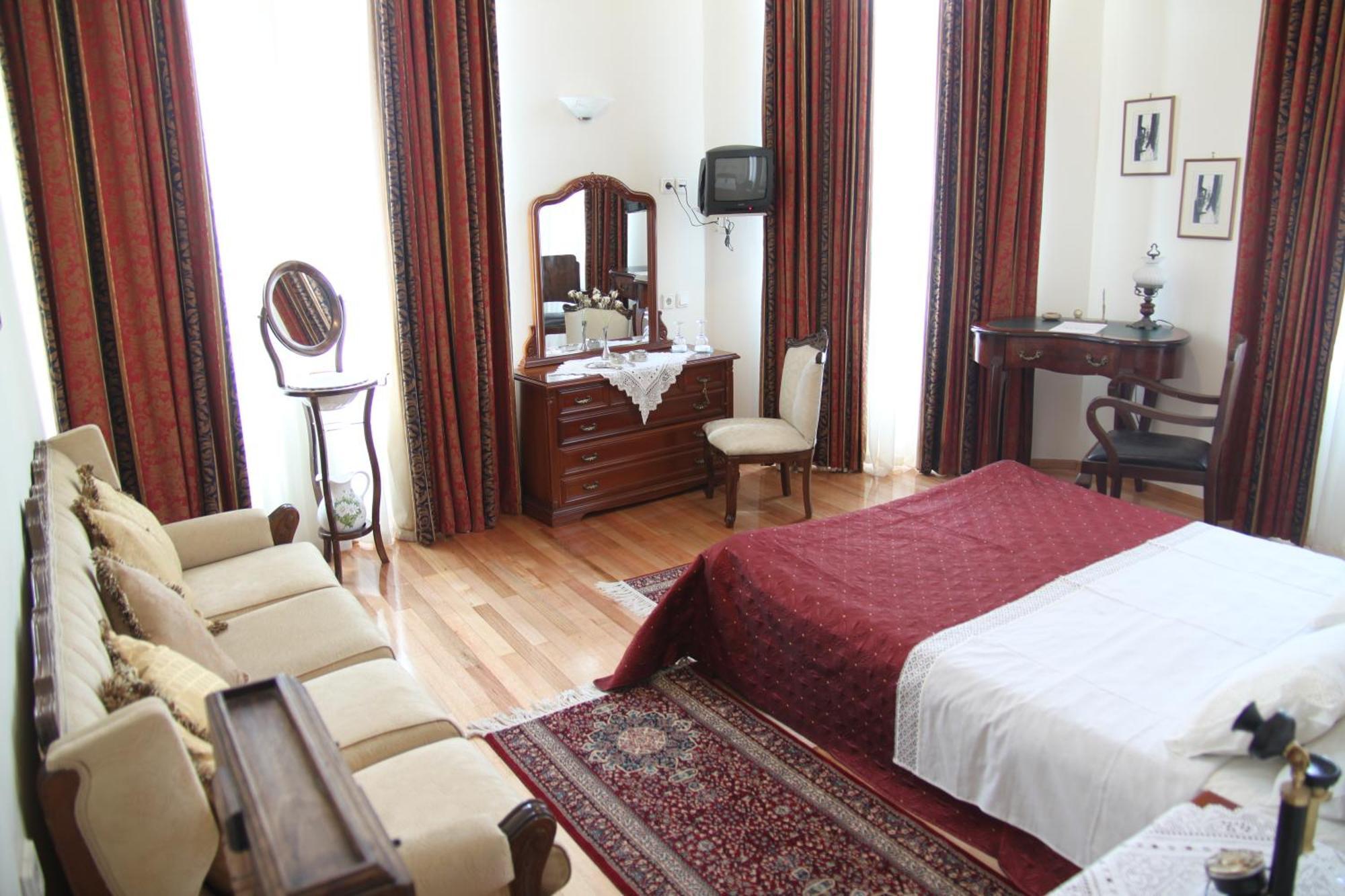 Hotel Panellinion Tríkala Esterno foto